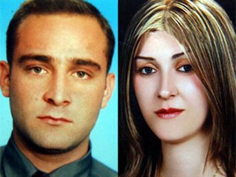 &Ccedil;ıplak fotoğraflarla &ouml;l&uuml;me s&uuml;r&uuml;klediler 2