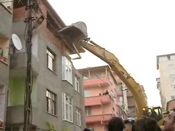 Ataşehir de olaylı yıkım 2