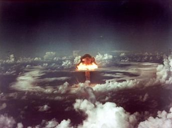 http://img4.mynet.com/ha4/a/atom-bombasi.jpg