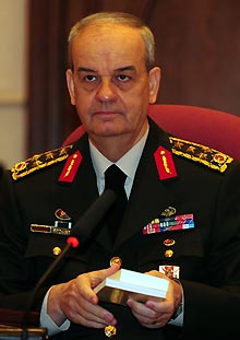 Başbuğ dan &ouml;nemli a&ccedil;ıklamalar 6