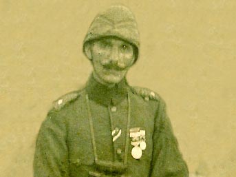 En kritik emir