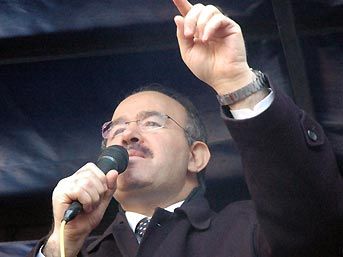 &Ccedil;elik e ayakkabılı protesto 1