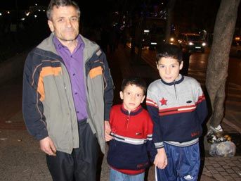 &Ccedil;ocuğunu otob&uuml;ste unuttu 3