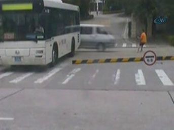 Topun peşinden yola fırlarsa... 1