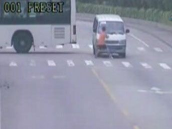 Topun peşinden yola fırlarsa... 2