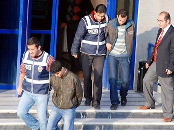 Doktoru fidye için kaçırmak istediler 4