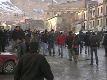 DTP mitingi sonrası olaylar &ccedil;ıktı 1