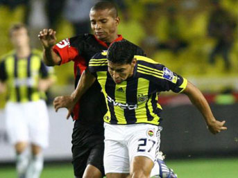 Alex, rekorları sever