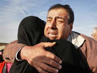 "İsrail askerleri kızlarımı kasten &ouml;ld&uuml;rd&uuml;" 1