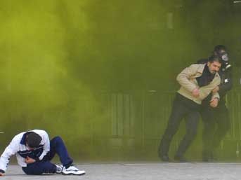 3 ilde kimyasal silah alarmı 2