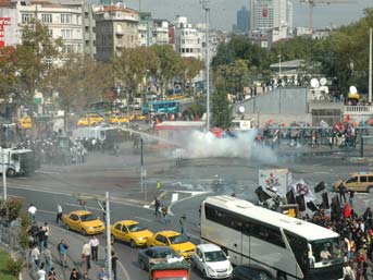 Taksim karıştı