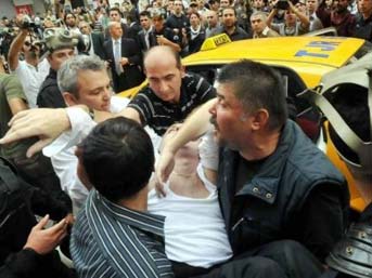 IMF protestolarında ölüm