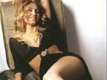 İran g&uuml;zeli "dolandırıcılık" su&ccedil;lamasıyla g&ouml;zaltında 3