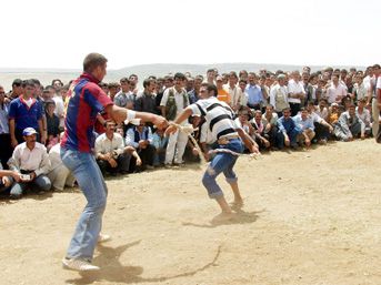 Bunlar da Diyarbakır gladyat&ouml;rleri! 1