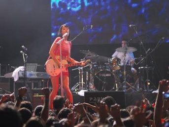 katy-perry-istanbul.jpg