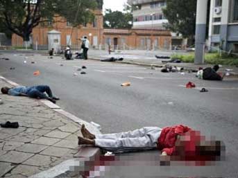 Polis g&ouml;stericilere ger&ccedil;ek mermilerle karşılık verdi 1