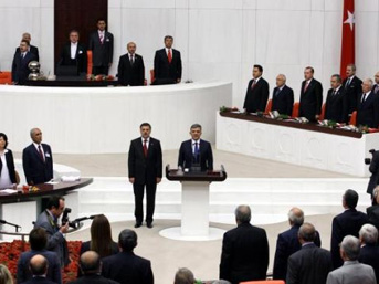 Gül TBMM'yi "açılım"la açtı