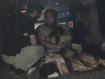 Kızı ve eşi g&ouml;zlerinin &ouml;n&uuml;nde &ouml;ld&uuml; 4