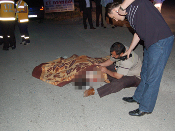 Kızı ve eşi g&ouml;zlerinin &ouml;n&uuml;nde &ouml;ld&uuml; 2