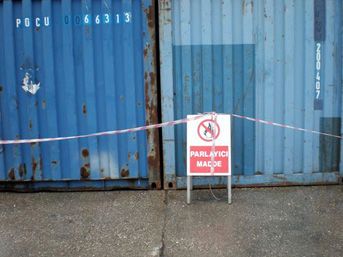 Konteynerlardan patlayıcı &ccedil;ıktı 2