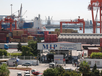 Konteynerlardan patlayıcı &ccedil;ıktı 1