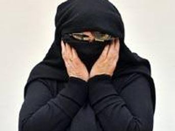 Öldürüp dondurucuda sakladı