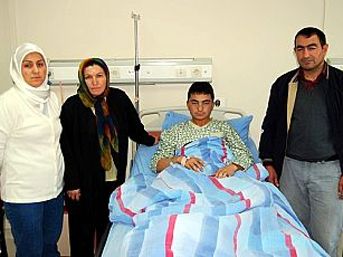Öğretmen öğrencinin burnunu kırdı