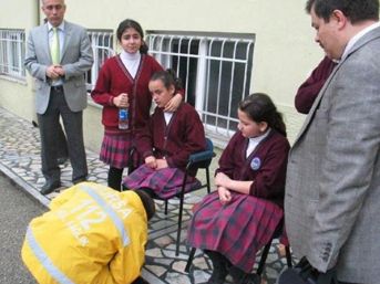 Zincirleme merdiven kazası: 9 yaralı 1