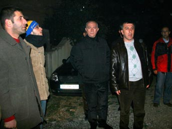 Orman yangını evlere ulaştı 4