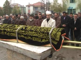 Son attığı mesaj &ouml;l&uuml;me g&ouml;t&uuml;rd&uuml; 5