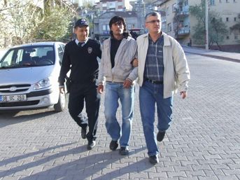 &Ccedil;ılgın aşıklar Suşehri nde yakayı ele verdi 2